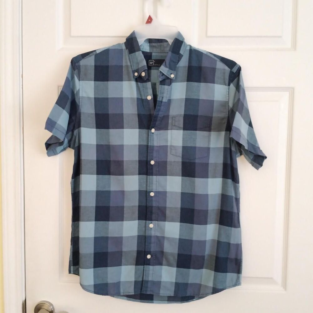 GAP Plaid Short Sleeve Button Down Shirt Large